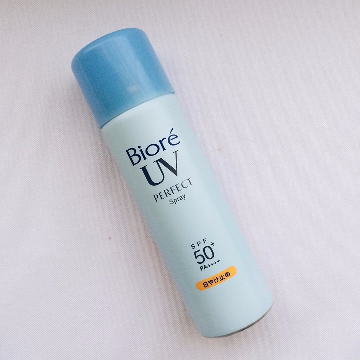 Kem chống nắng body giá học sinh Biore UV Perfect Spray